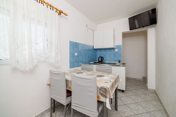 Apartment (A1) | Private kitchen