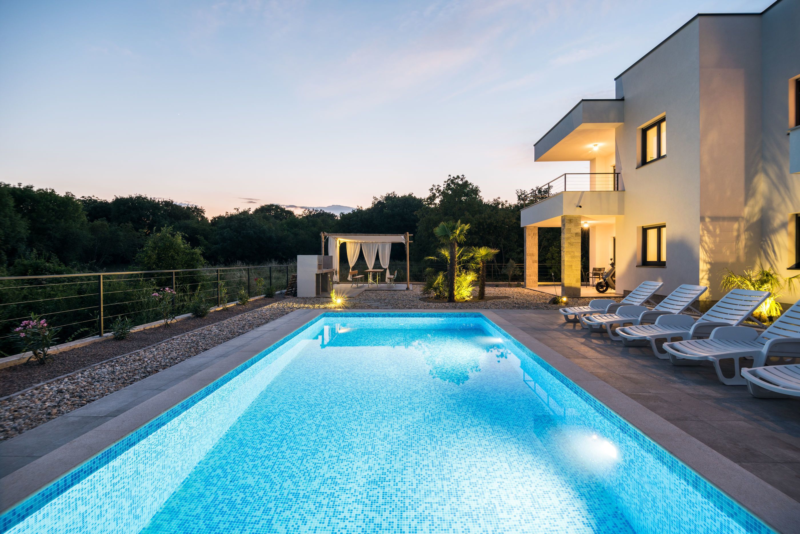 Udendørs pool
