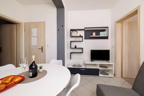 Apartment (A3) | Living room - Apartments Klara (Lopar)