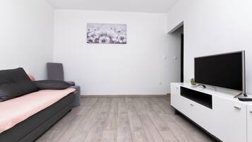 Apartment (A2) | Living room