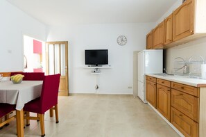 Private kitchen - Apartment Ivica (Rab)