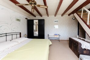 2 Schlafzimmer, Bügeleisen/Bügelbrett, kostenloses WLAN