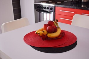 Appartement (A4) | Cuisine privée | Machine à expresso, réfrigérateur, plaque de cuisson