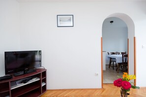 2 bedrooms, free WiFi