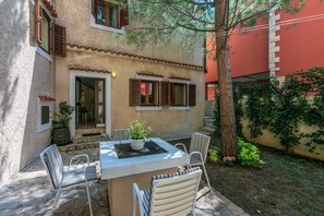 House | Terrace/patio - House v (Lopar)