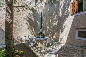 House | Terrace/patio - House v (Lopar)