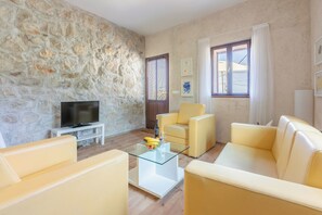 House | Living room