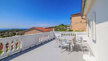 Apartment (A1) | Terrace/patio