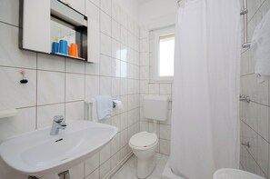 Room (S2) | Bathroom
