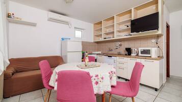 Apartment (A1) | Private kitchen
