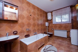 Bathroom | Shower - Apartments Zeljko (Lovran)