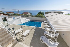 Outdoor pool - Villa Leo (Dugi Rat)