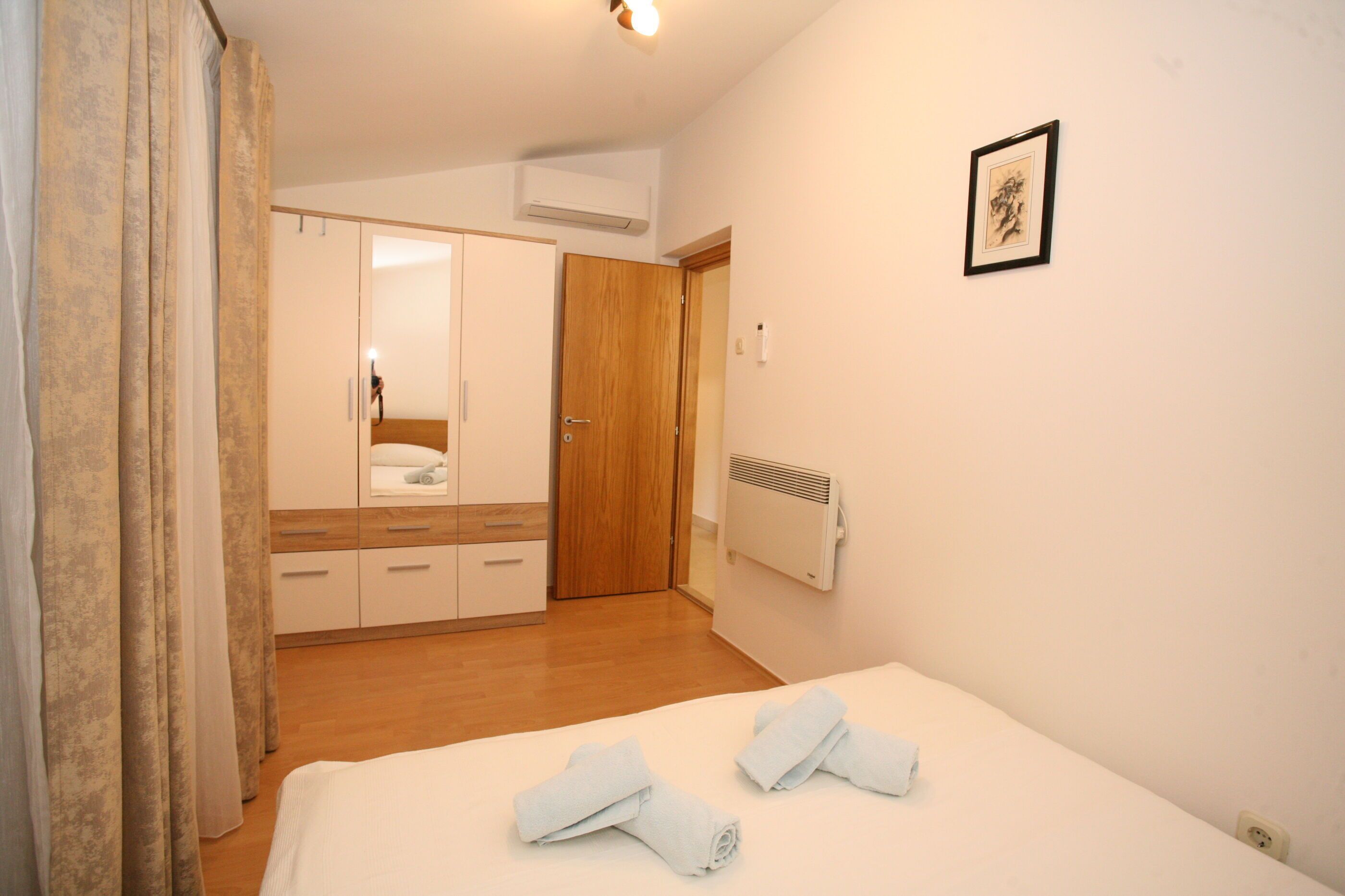 In-room safe, iron/ironing board, free WiFi