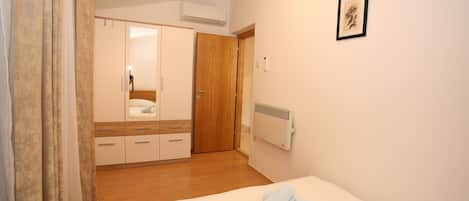Villa | In-room safe, iron/ironing board, free WiFi