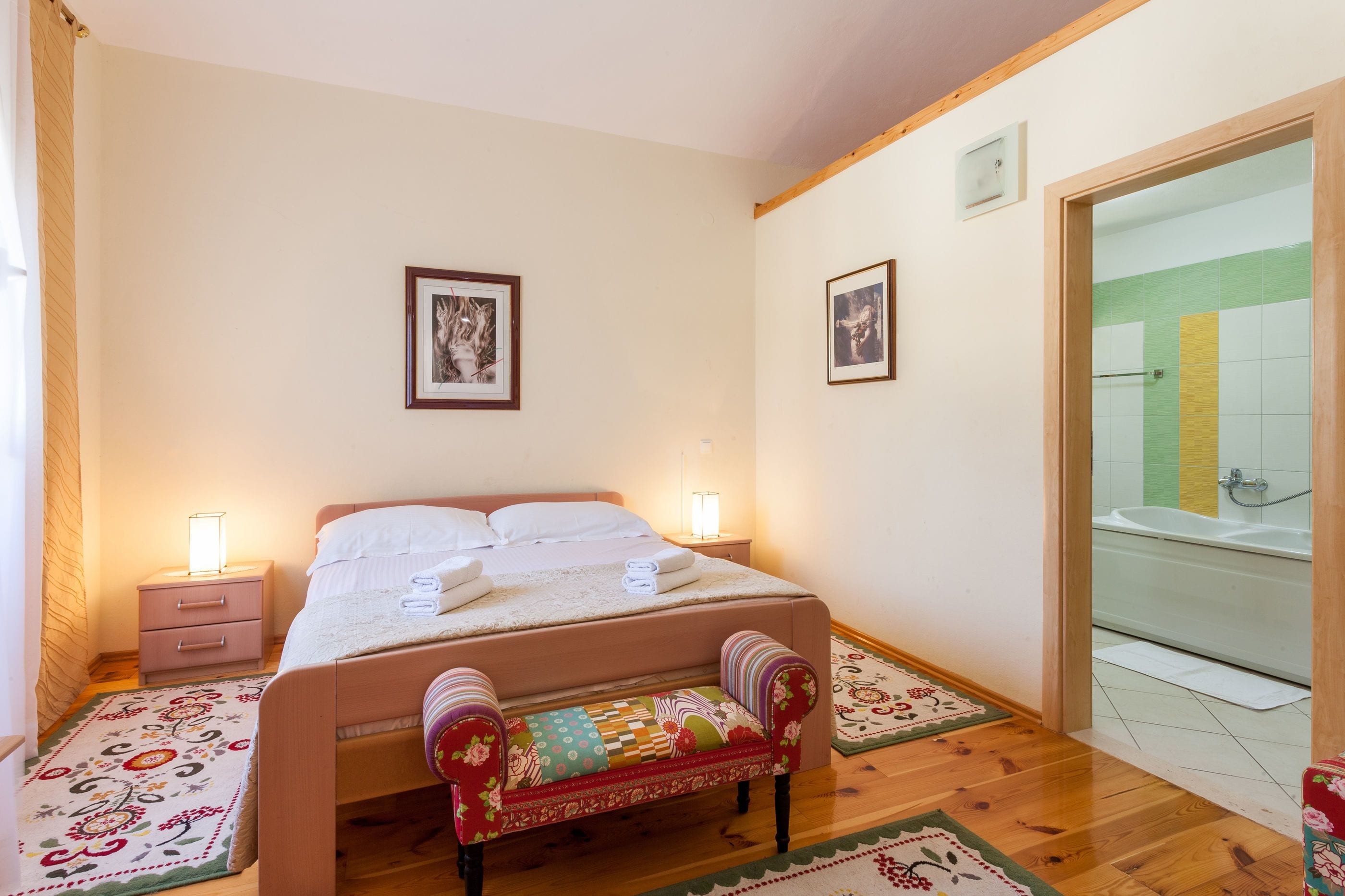 Silitysrauta/-lauta, vuodevaatteet