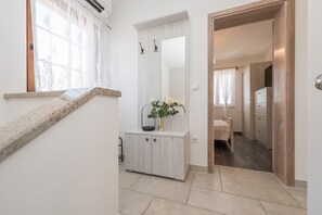 In-room safe, iron/ironing board, free WiFi