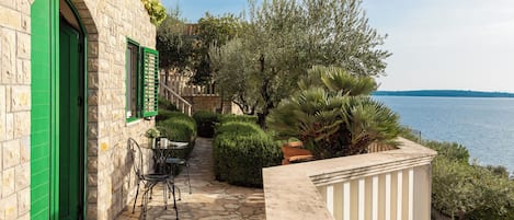 Villa | Courtyard