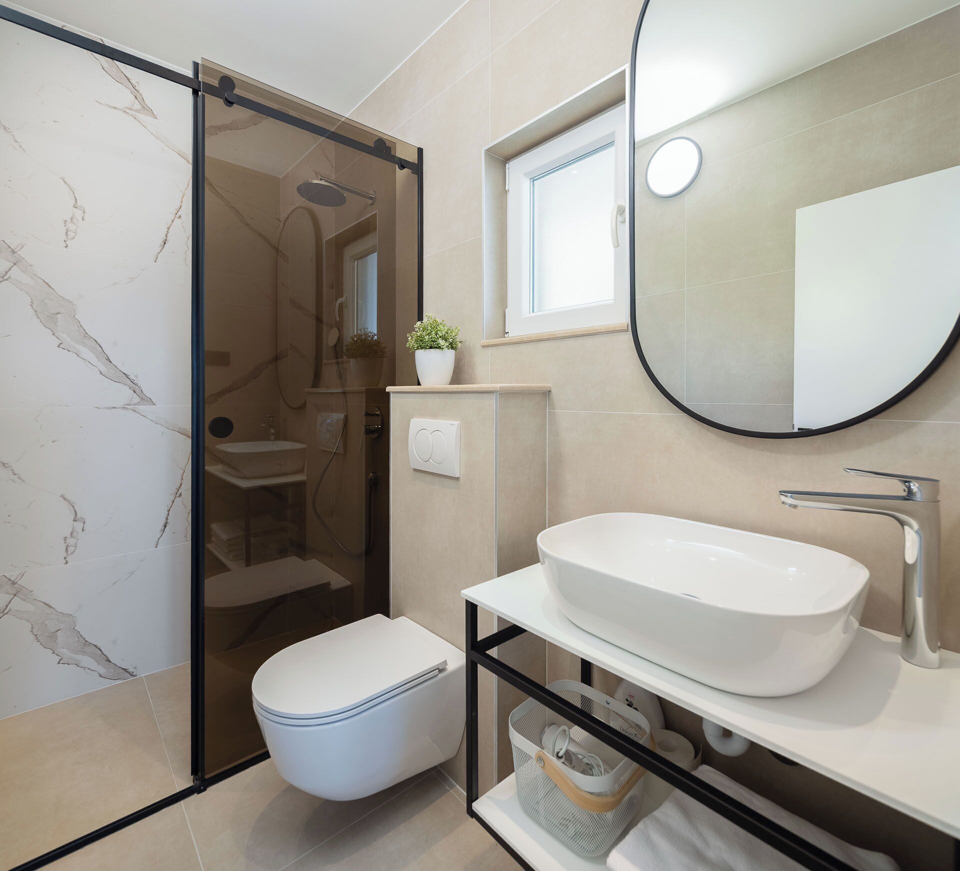 Villa | Badezimmer | Dusche