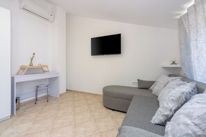 Villa | 4 camere, una cassaforte in camera, ferro/asse da stiro