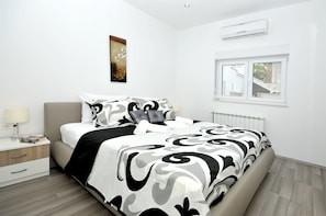 4 bedrooms, free WiFi