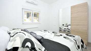 4 bedrooms, free WiFi