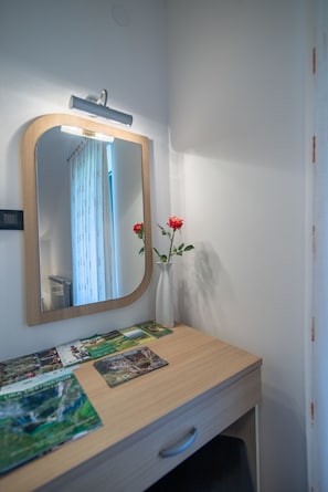 2 bedrooms, free WiFi