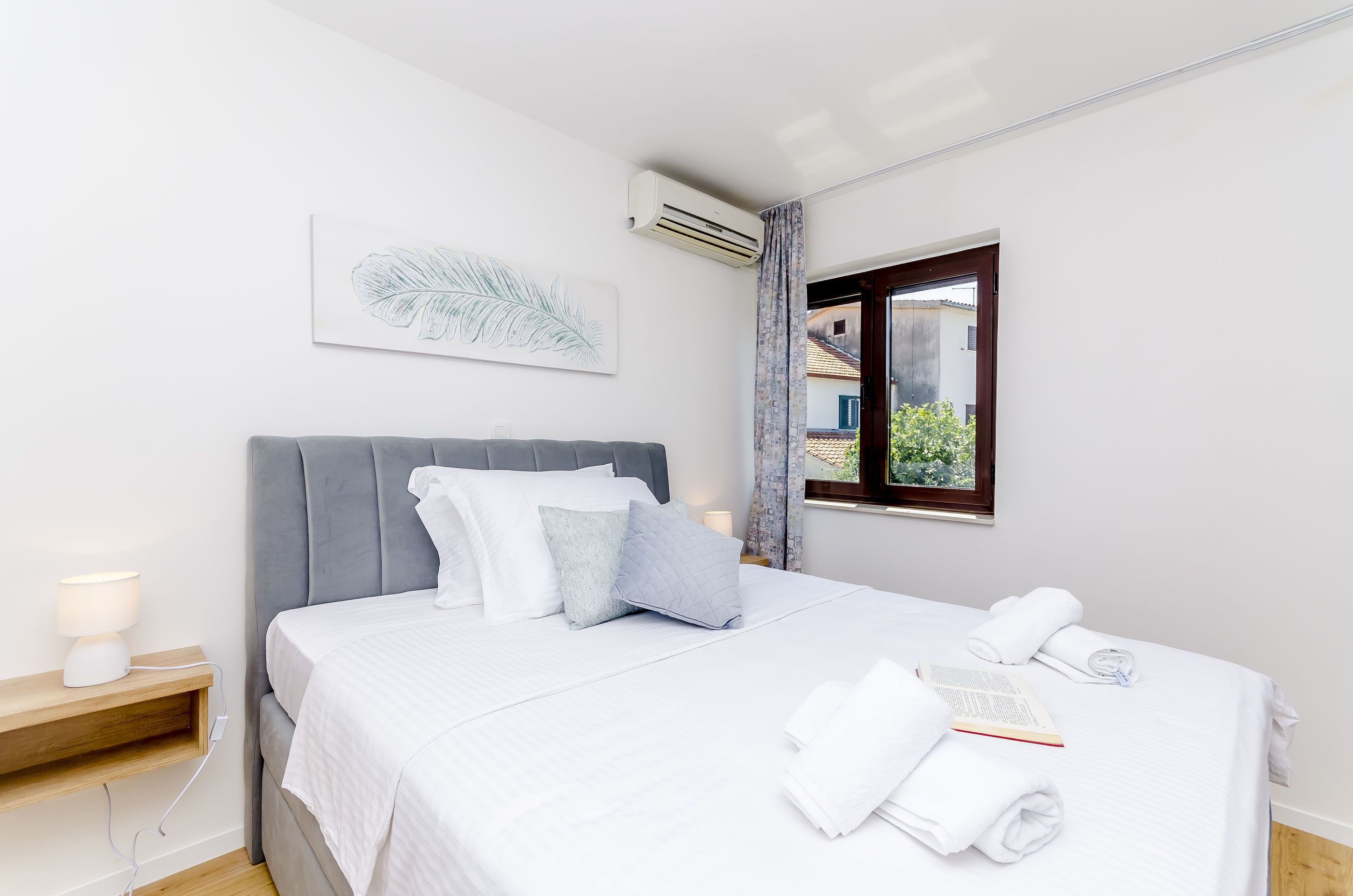 Bügeleisen/Bügelbrett, kostenloses WLAN, Bettwäsche