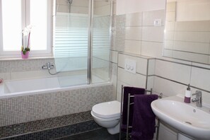 Bathroom - Villa Aleksandra (Novigrad)
