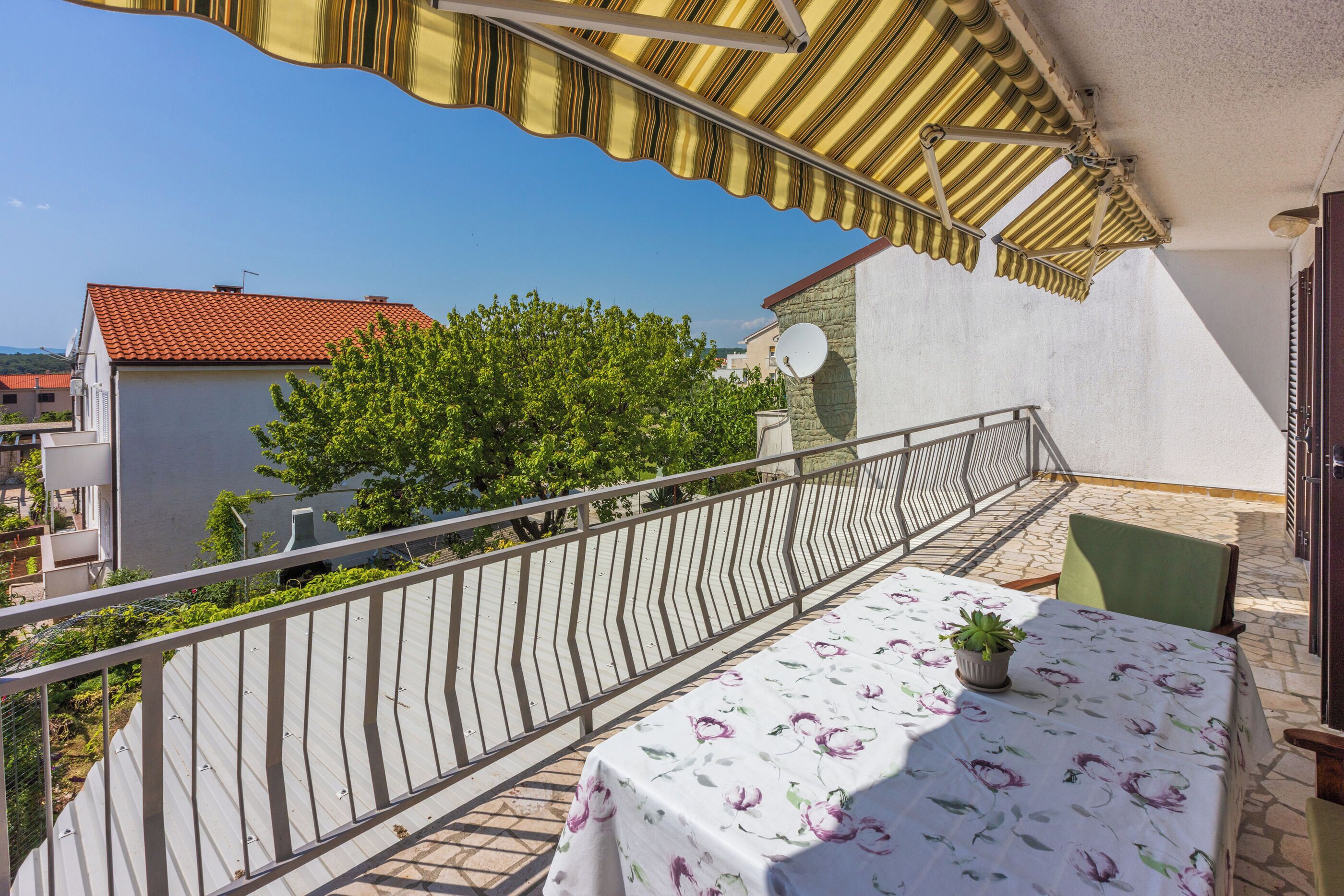 Apartment (A1) | Balcony