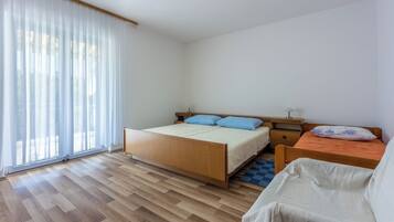 Apartment (A1) | 1 bedroom, free WiFi, bed sheets