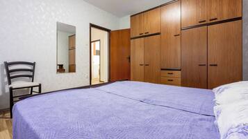 Apartment (A1) | 1 Schlafzimmer, kostenloses WLAN, Bettwäsche