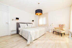 Système d’insonorisation, fer et planche à repasser