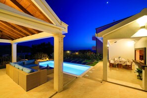 Courtyard - Villa Eni (Primosten)