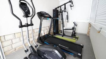 Villa | Fitness facility