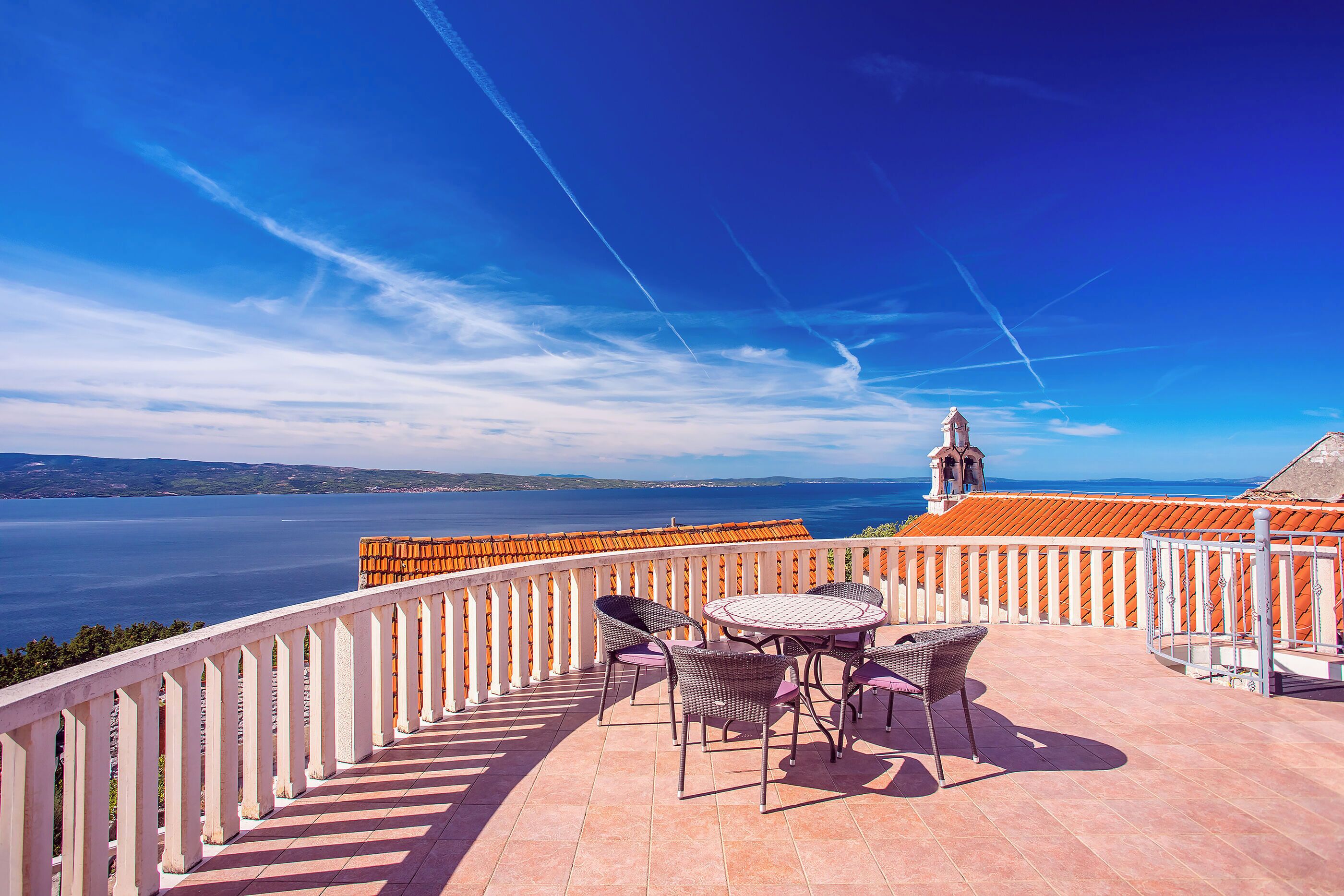 Villa | Water view