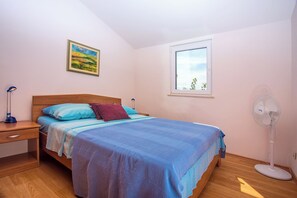 Villa | 6 bedrooms, iron/ironing board, free WiFi