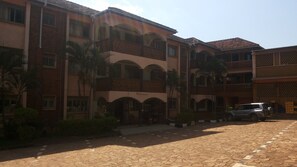 Exterior detail - Romu Garden Hotel (Kampala)