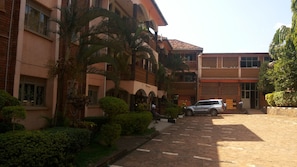 Exterior - Romu Garden Hotel (Kampala)