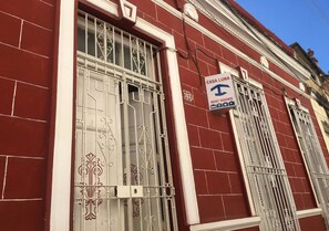Fachada de la propiedad