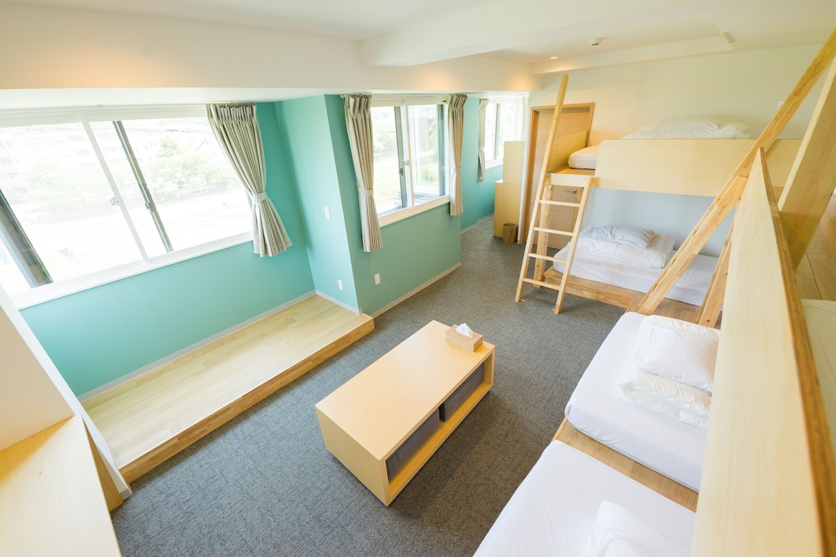 Suite Studio Supérieure | Chambres insonorisées, Wi-Fi gratuit, draps fournis