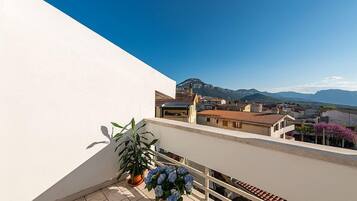 Standard-Doppel- oder -Zweibettzimmer, 1 Schlafzimmer | Terrasse/Patio