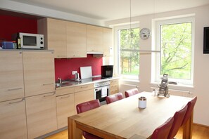 Shared fridge, microwave - Boardinghouse My Maison (Morschen)