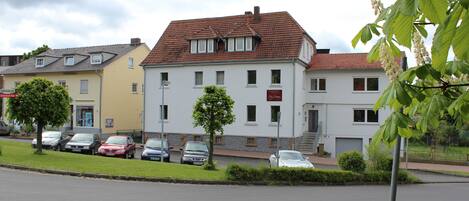 Fachada da propriedade