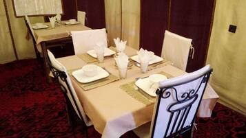 Dîner servi sur place