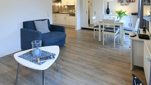 Unclassified image, 2 of 19, button - Comfortable, modern living in a central, quiet island location for 2 people (Wangerooge)