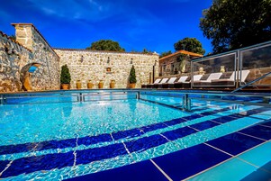 Outdoor pool, pool umbrellas, sun loungers