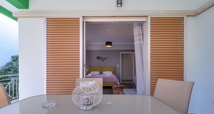 Carpe Diem Apartments By Athens Airport