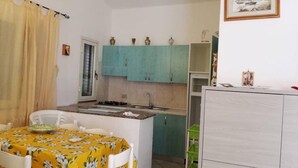 Shared kitchen - Orange (Gruissan)
