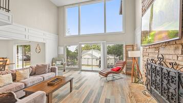 Smart-tv, videospil, bordtennisbord