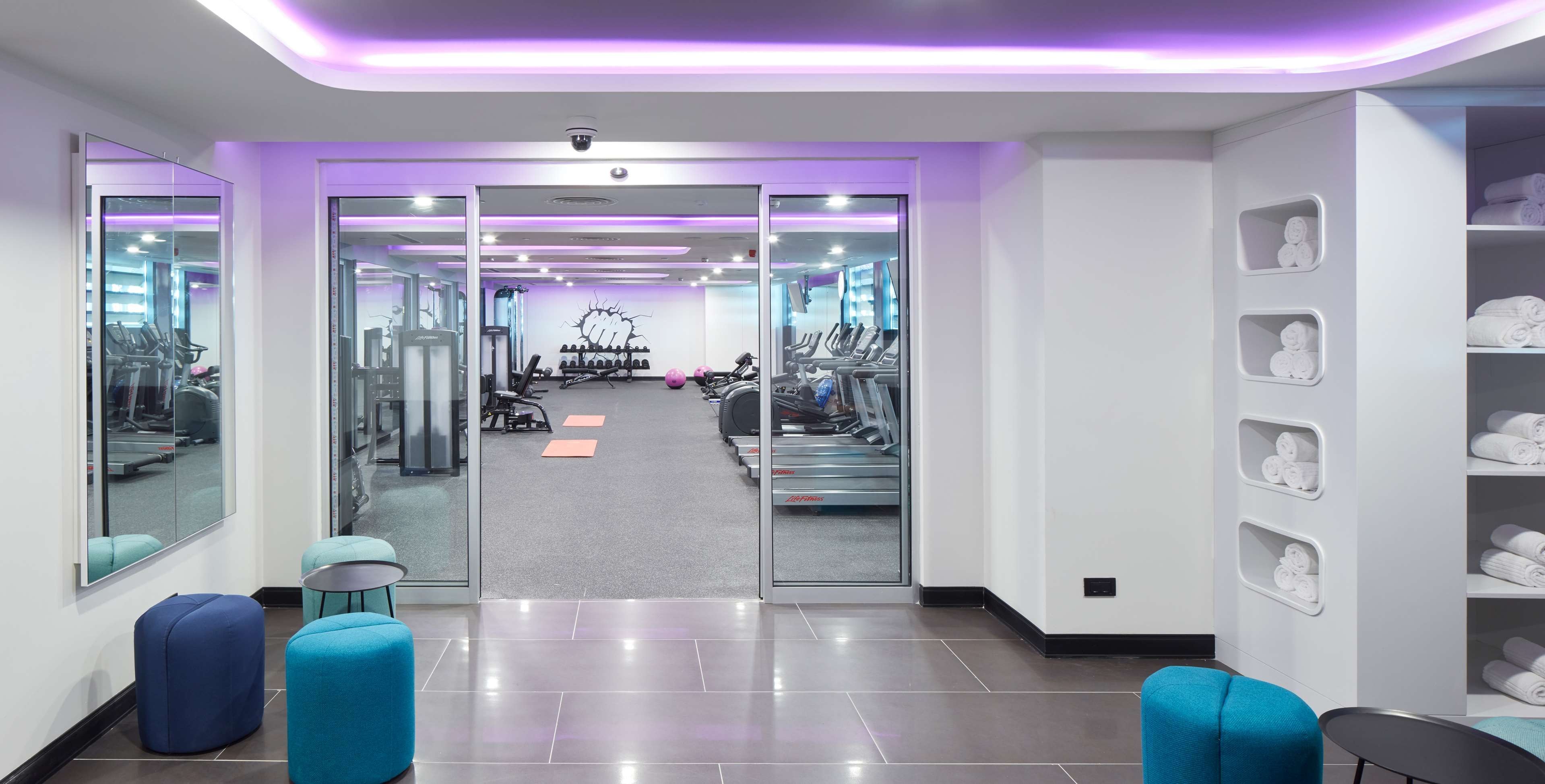 Foto - YOTEL Istanbul Airport LANDSIDE, City Entrance